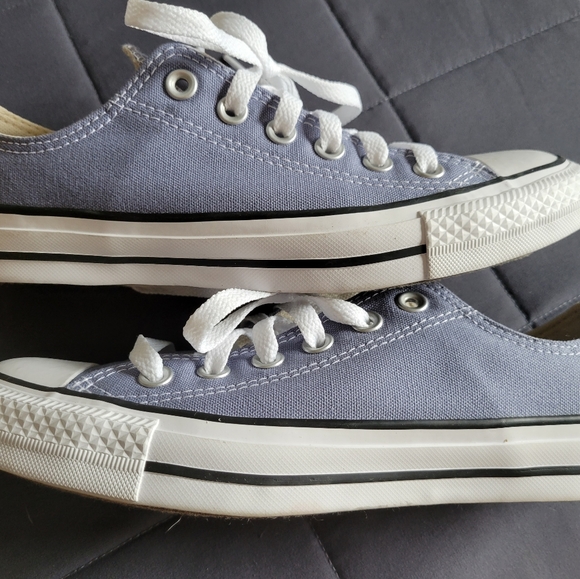 Converse - Picture 9 of 11